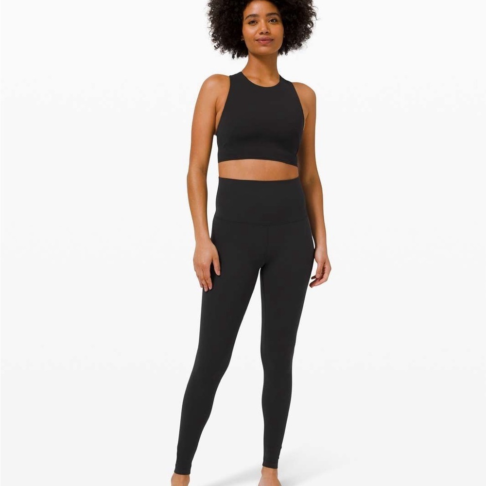 Lululemon Women's SIZE 4 Black Forward Fold Bra (Light Support, C/D Cups) - Picture 8 of 13